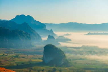 Phu Langka Ulusal Parkı, Tayland Güzel Dağ Manzarası.