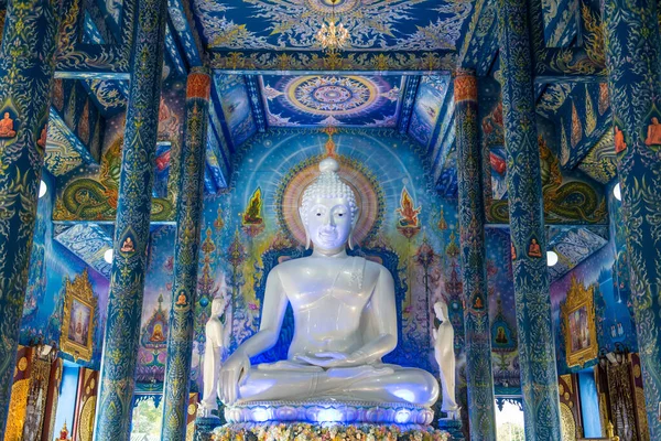 Belle Statue Bouddha Dans Temple Rong Sua Ten Thaïlande — Photo