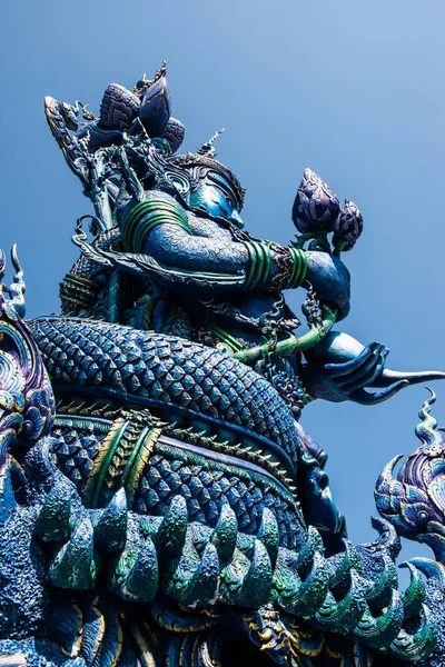 Ταϊλανδέζικο Άγαλμα Του Θεού Στο Ναό Ταϊλάνδη — Φωτογραφία Αρχείου