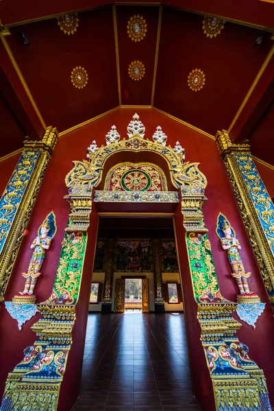 Gyönyörű Ajtó Keret Prayodkhunpol Wiang Kalong Templom Thaiföld — Stock Fotó