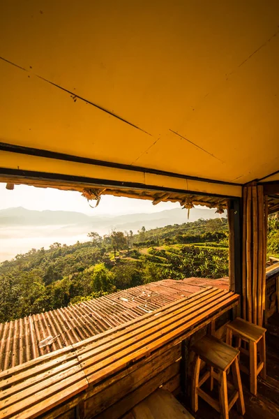 Rumah Dengan Pemandangan Indah Gunung Taman Nasional Phu Langka Thailand — Stok Foto