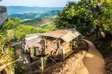 Doğal manzara, Tayland 'da bir dağ evi..