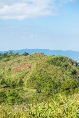 Tayland 'ın Chiangrai eyaletindeki Phu Chi Fa Manzarası' nda Dağ Manzarası.