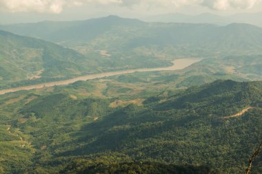 Tayland 'ın Chiangrai eyaletindeki Doi Pha Tang' da Dağ Manzarası.