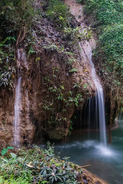 Водопад Тхан Саван Национальном Парке Дойпху Нанг Таиланд — стоковое фото