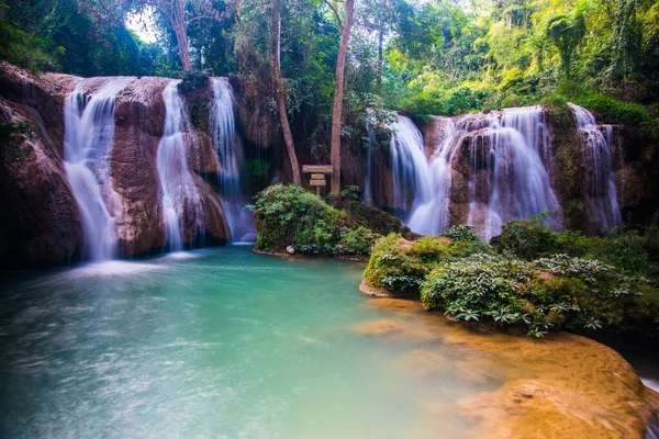 Sawan Waterfall Doi Phu Nang National Park Thailand — Fotografia de Stock