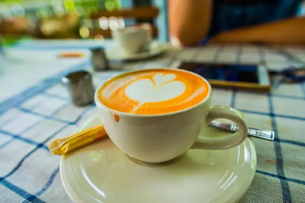 Чудовий Гарячий Молочний Чай Білій Чашці Таїланд — стокове фото