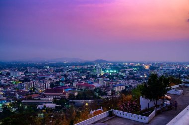 NAKHONSAWAN, THAILAND - 24 Ocak 2020: Nakhon Sawan şehir manzarası, Tayland.