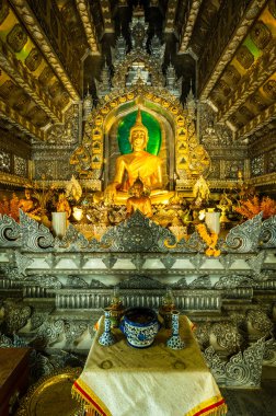 Wat Sri Suphan 'daki güzel Buda Heykeli (Gümüş Tapınak), Mai Eyaleti.