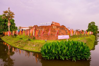 CHIANG MAI, THAILAND - April 13, 2021 : City Moat at Hua Lin Corner in Chiangmai Province during Songkran Festival, Thailand.