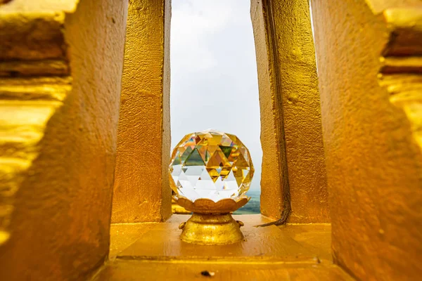 Crystal Ball Pra Doi Pra Chan Temple Lampang Province — 图库照片