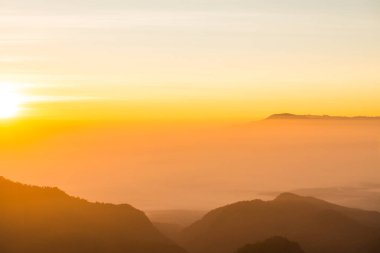 Mon Sone bakış açısıyla gün doğumu, Tayland.
