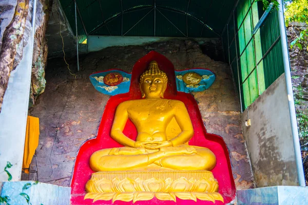 Hugga Buddha Konst Sten Huai Pha Kiang Tempel Thailand — Stockfoto