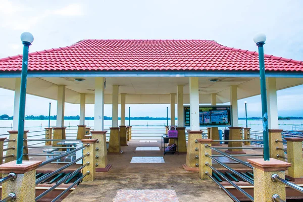 Maison Repos Dans Lac Thaïlande — Photo
