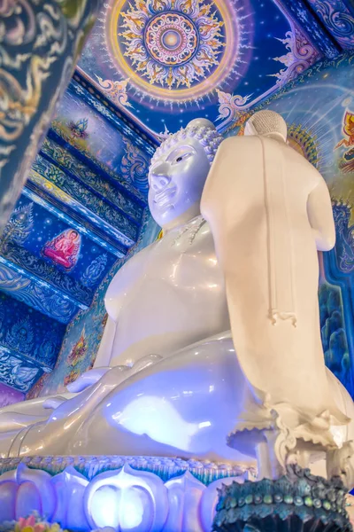 泰国荣素十寺美丽的佛像 — 图库照片