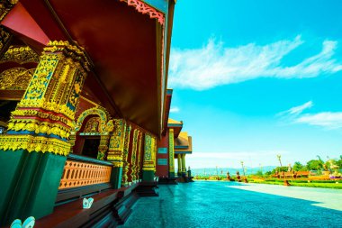 Prayodkhunpol 'deki güzel Tayland Kilisesi Wiang Kalong Tapınağı, Tayland.
