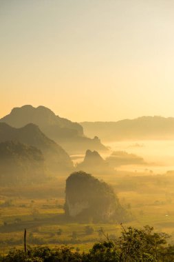 Phu Langka Ulusal Parkı, Tayland Güzel Dağ Manzarası.