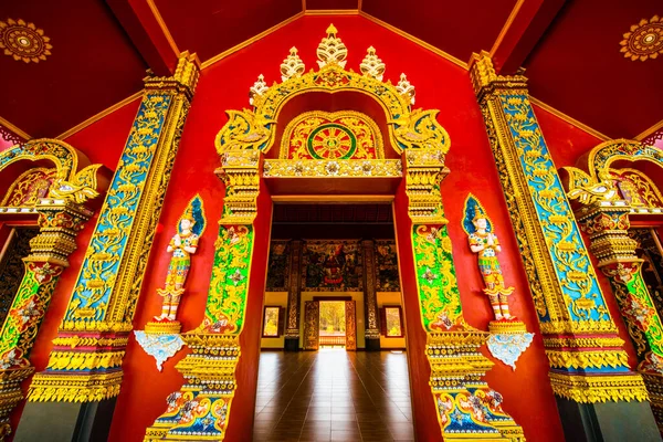 Bella Cornice Della Porta Nel Tempio Prayodkhunpol Wiang Kalong Thailandia — Foto Stock