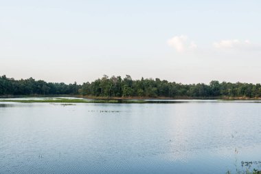 Mae Jok Luang rezervuarının manzara görüntüsü, Tayland.