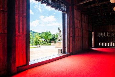 Chiang Rai 'deki meditasyon salonunun kapısı.