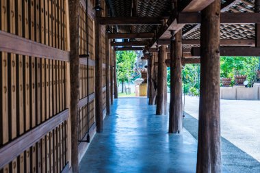 Cherntawan Uluslararası Meditasyon Merkezi, Tayland Meditasyon Salonu Koridoru.