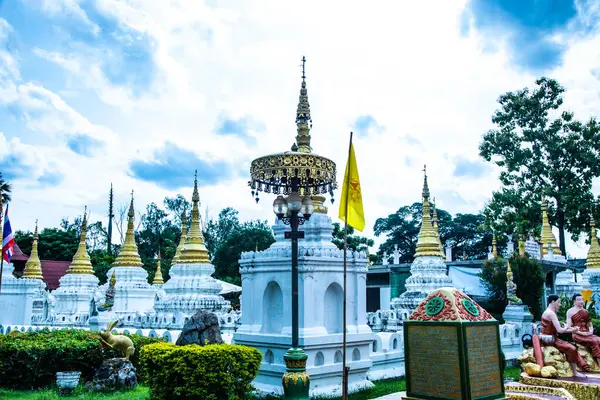 Tayland Lampang Bölgesindeki Chedi Sao Lang Tapınağı — Stok fotoğraf