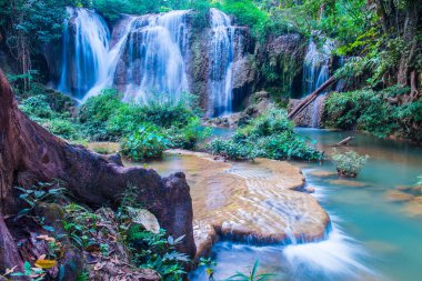 Doi Phu Nang Ulusal Parkı, Tayland 'daki Sawan şelalesinden.