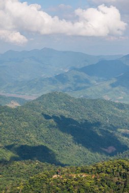 Tayland 'ın Chiangrai eyaletindeki Doi Pha Tang' da Dağ Manzarası.
