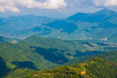 Tayland 'ın Chiangrai eyaletindeki Doi Pha Tang' da Dağ Manzarası.