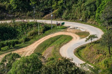 Chiangrai, Tayland 'da Doi Pha Tang yolu..