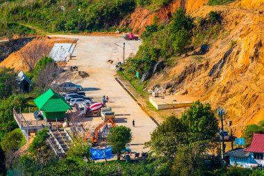 Chiangrai, Tayland 'da Doi Pha Tang otoparkında..