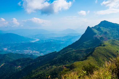 Tayland 'ın Chiangrai eyaletindeki Doi Pha Tang' da Dağ Manzarası.