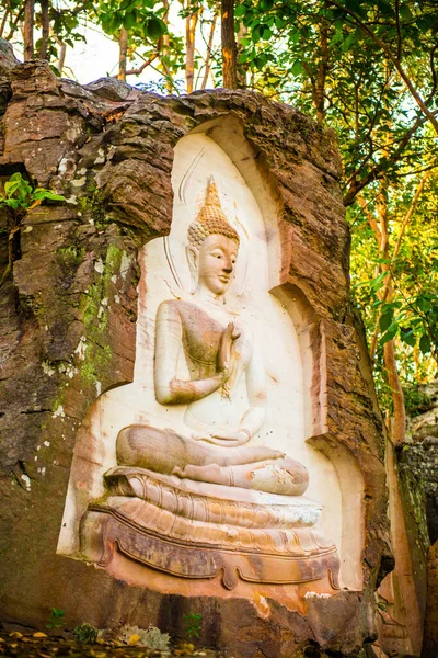Картины Скале Храме Хуай Пха Киан Таиланд — стоковое фото