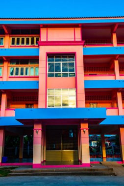 Tayland 'ın Chiang Kham bölgesinde güzel bir okul..