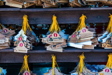 Cherntawan Uluslararası Meditasyon Merkezi, Tayland Bağış Etiketi.