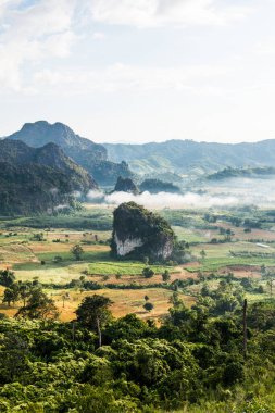 Phu Langka Ulusal Parkı, Tayland Güzel Dağ Manzarası.