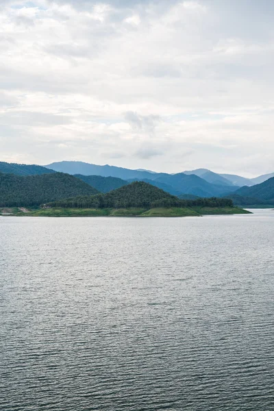 Landscape View Mae Kuang Udom Thara Dam Thailand — Stock Photo, Image