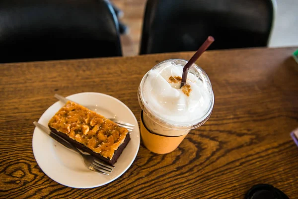 Eiskaffee Mit Brownies Thailand — Stockfoto