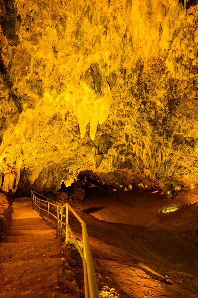 Пейзаж Тамлуанг Печери Національному Парку Тамлуанг Кхуннам Нангнон Провінція Чан — стокове фото