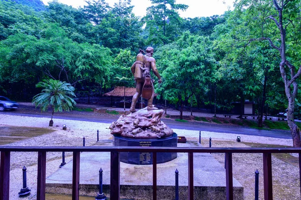 stock image CHIANG RAI, THAILAND - July 18, 2020 : The Monument of Saman Kunan at Thamluang Khunnam Nangnon National Park, Chiang Rai province.
