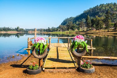 Tayland 'ın Chiangmai eyaletinde göl manzarası.