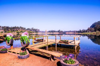 Tayland 'ın Chiangmai eyaletinde göl manzarası.