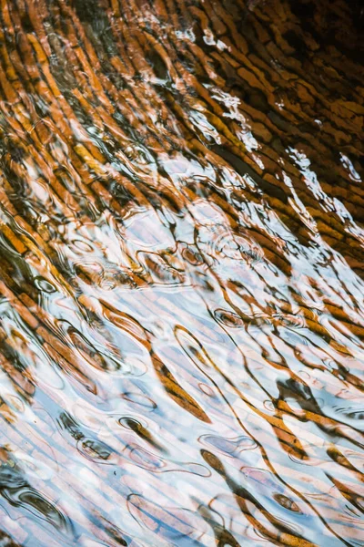 タイの池の水の波 — ストック写真
