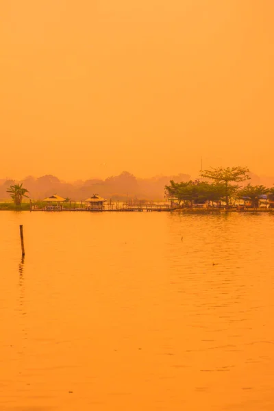 Tilok Aram Temple Kwan Phayao Lake Thailand — Stockfoto