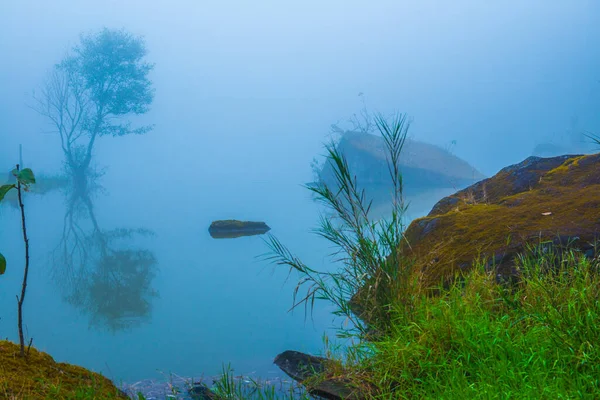 Вид Озеро Туманом Таиланде Таиланд — стоковое фото