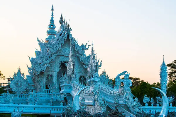 Rong Khun Temppeli Chiang Rain Maakunnassa Thaimaassa — kuvapankkivalokuva