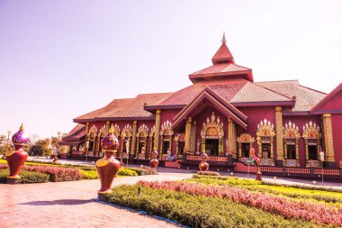 Prayodkhunpol 'deki güzel Tayland tarzı kilise Wiang Kalong Tapınağı, Tayland.