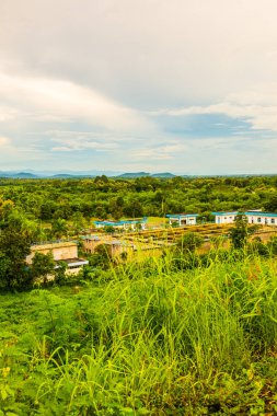 Mae Kuang Udom Thara barajının manzara manzarası, Tayland.