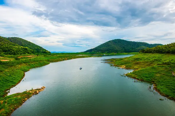泰国Mae Kuang Udom Thara大坝景观图 — 图库照片
