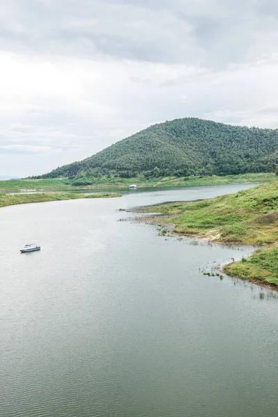Landscape View Mae Kuang Udom Thara Dam Thailand — стокове фото
